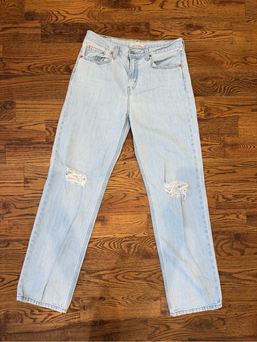Levi Low Pro Jeans